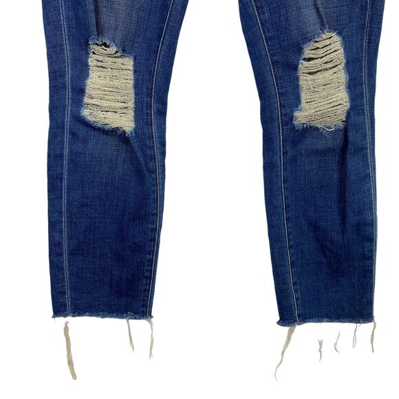 L'Agence Jeans Womens Sz 26 Blue High Rise Skinny Distressed Raw Hem Destroyed - Picture 6 of 9